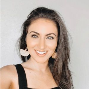 Meet your Posher, Diana